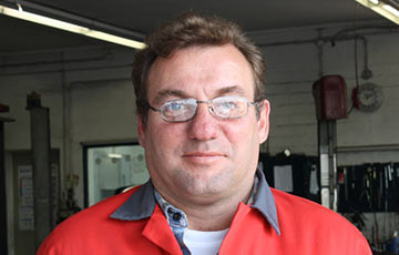 Ralf Locker vom Autohaus Locker in Duisburg